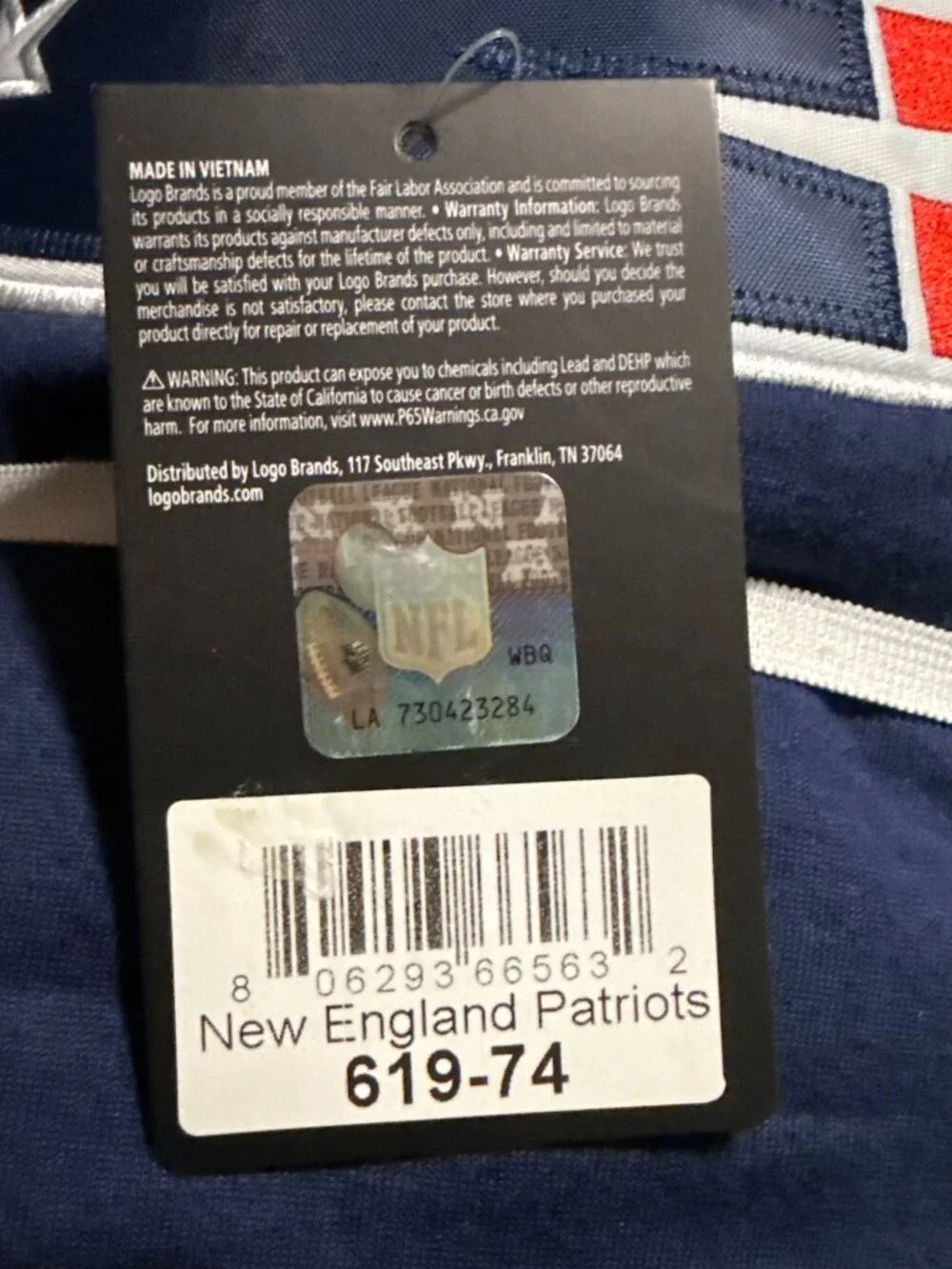 New England Patriots Sweatshirt Blanket Logo Brands 54 by 84 New with Tag